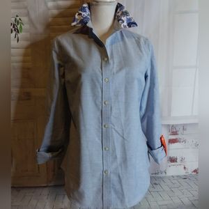 Pearly Vine blue long sleeve contrasting collar button front blouse size XS